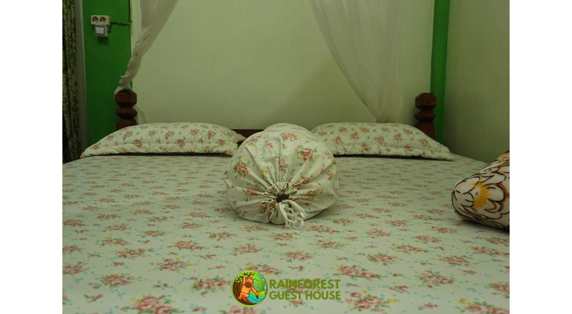 Rain Forest Guest House And Jungle Trekking บูกิตลาวัง ภายนอก รูปภาพ