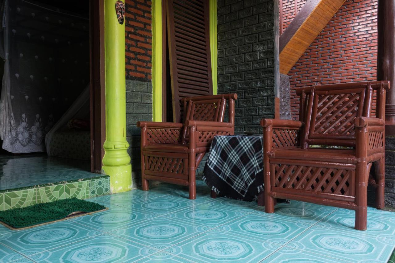 Rain Forest Guest House And Jungle Trekking บูกิตลาวัง ภายนอก รูปภาพ