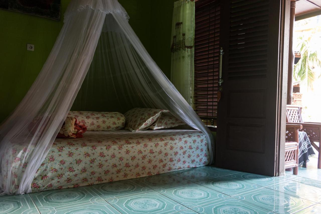 Rain Forest Guest House And Jungle Trekking บูกิตลาวัง ภายนอก รูปภาพ